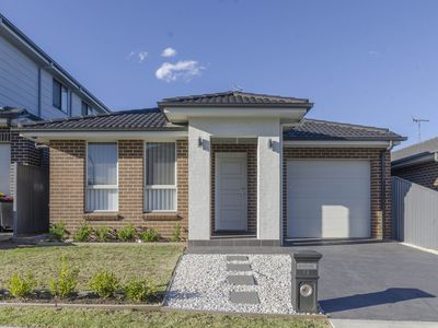 13 Fomalhaut Street, Austral