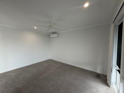 3 Grace Cl, White Rock