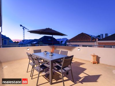 18 Old Belvidere Promenade, East Perth