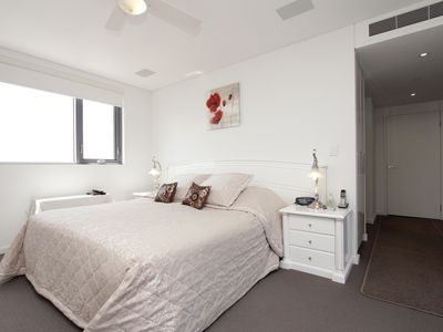 805 / 2 Oldfield Street, Burswood