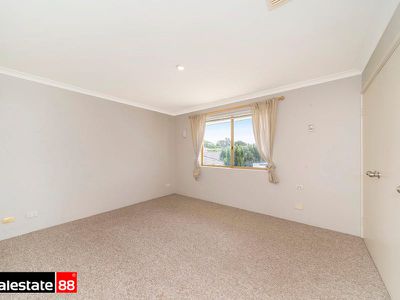 2 / 33 Spencer Avenue, Yokine