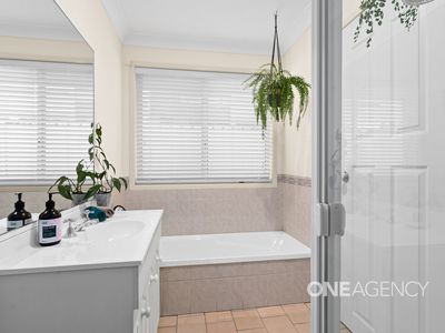 9 Robb Street, Albion Park