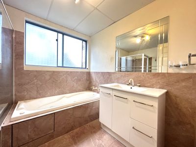 11 / 195 Hawkesbury Road, Westmead