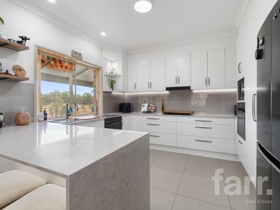 39 Bundamba Court, Mundoolun