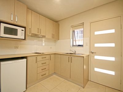 8 / 37 Mccourt Street, Wiley Park