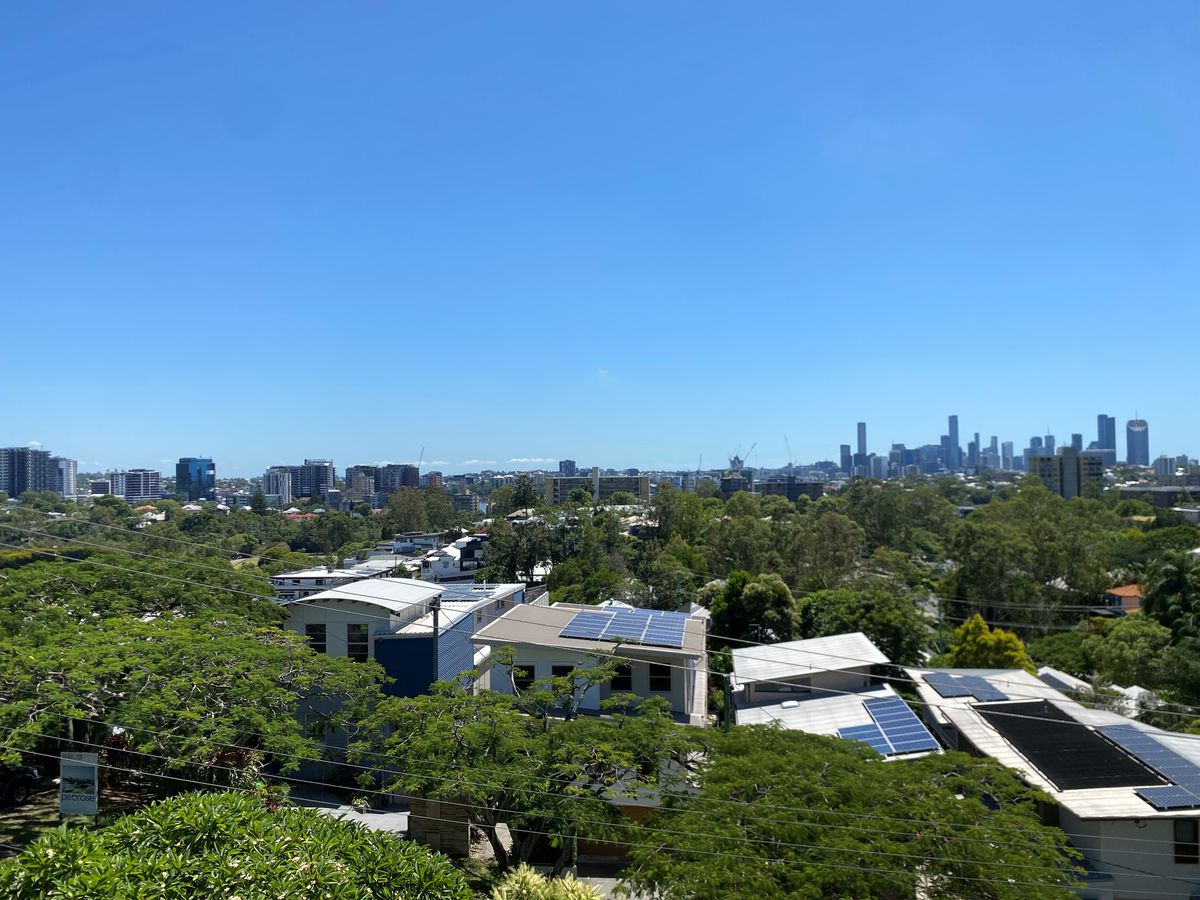 9 / 23 Bishop Street, St Lucia