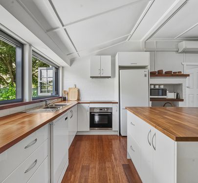 8 Foxlow Street, Captains Flat