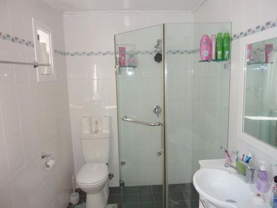 11 Hilton Ave, Roselands