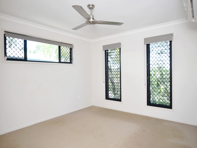1 / 3 Gidgee Court, Kin Kora