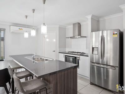 6 Kendale Way, Meadow Springs