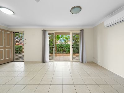 2 / 94 Bride Street, Wynnum