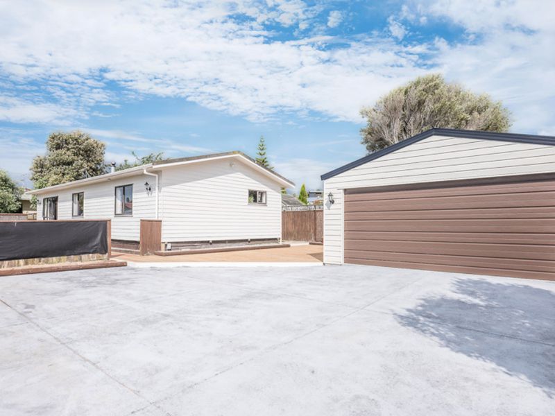 92 Queens Road, Waikanae Beach