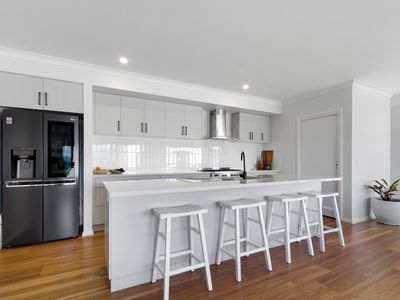 29 Swan Lake Drive, Sale