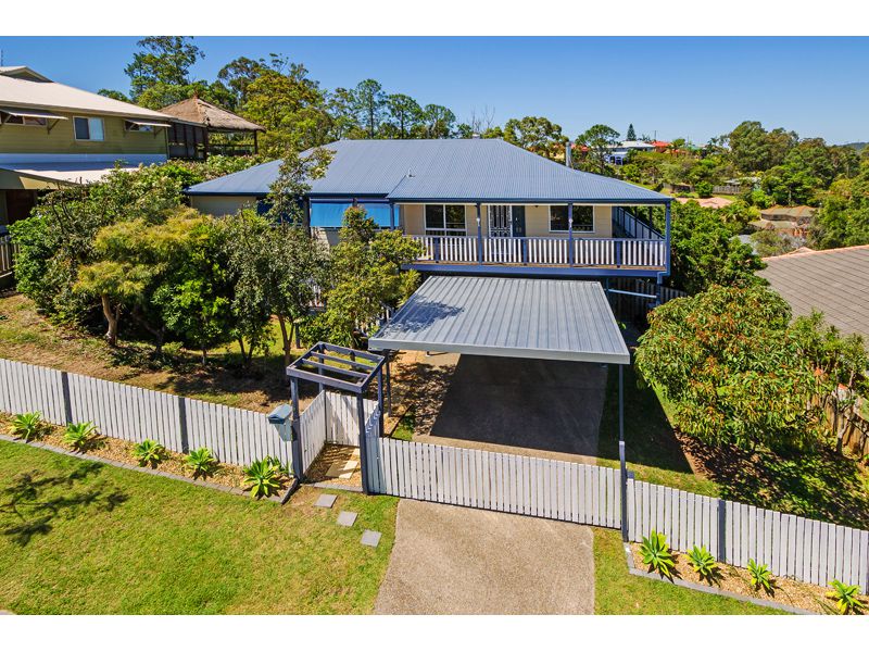 9 Pago Tce, Pacific Pines