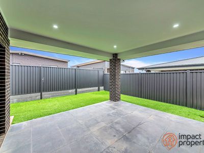 8 Mottram Street, Taylor