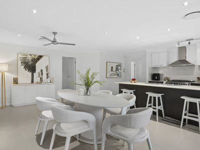 9 Feathertail Place, Wakerley