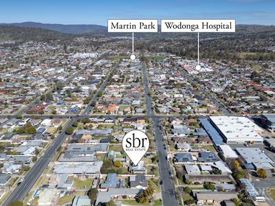 10 CHARLES STREET, Wodonga