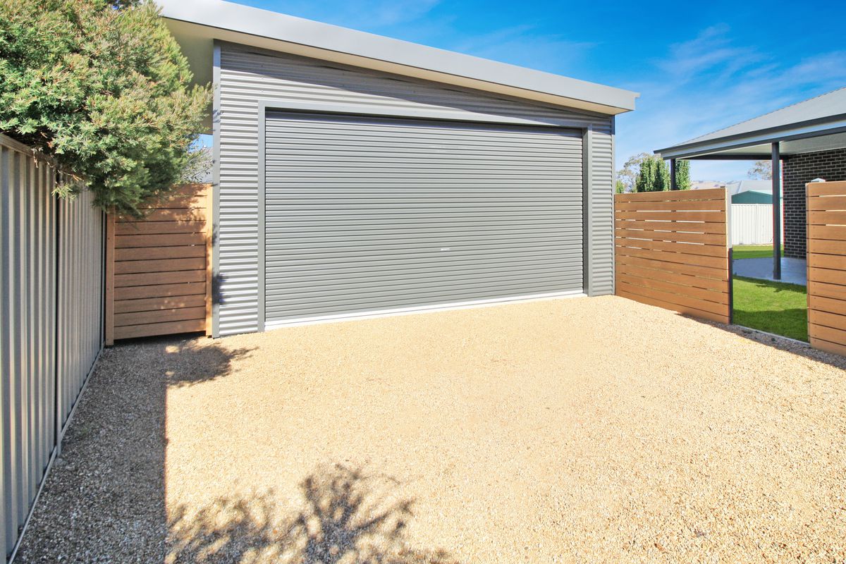 6 Galway Court, Mansfield