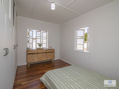 202 Glebe Road, Booval