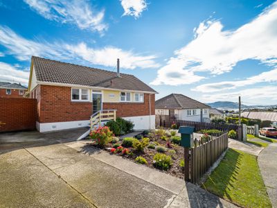 80 Stenhope Crescent, Corstorphine