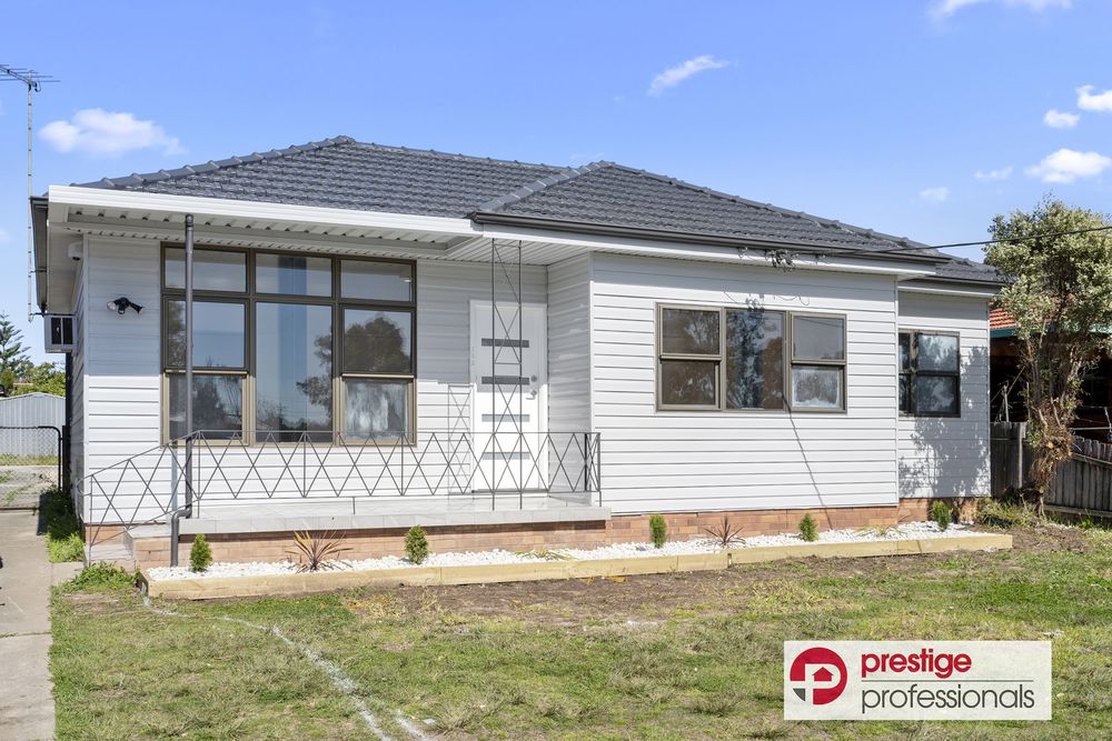 132 Hoxton Park Road, Lurnea