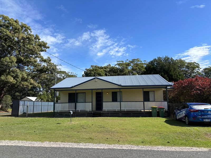 33 SUNDOWN ROAD, Russell Island