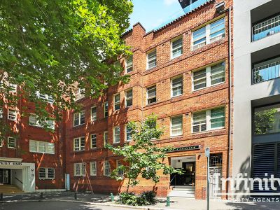 12 / 2 Crick Avenue, Potts Point