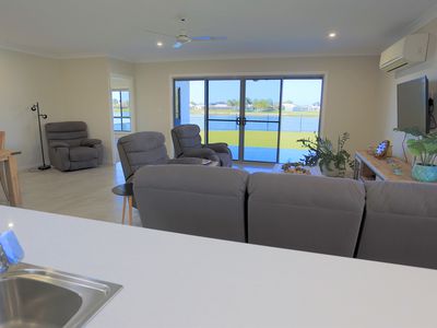 65 Amalfi Drive, Zilzie
