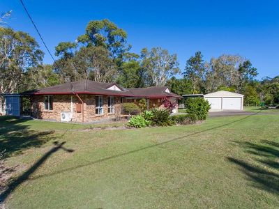76 Illoura Place, Cooroibah