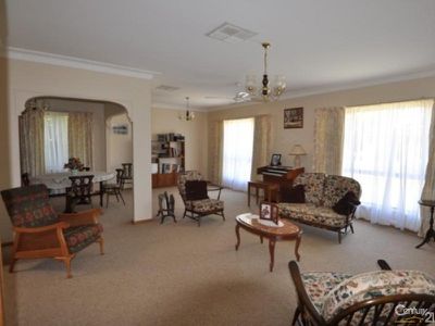 11 Edinburgh Avenue, Dubbo