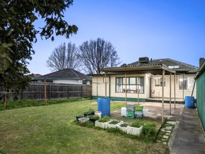 16 Arunta Crescent, Clarinda