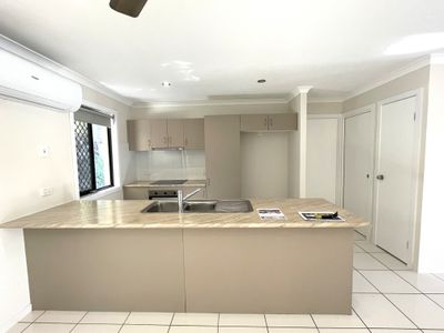 27  Stoneybrook Drive, Glen Eden