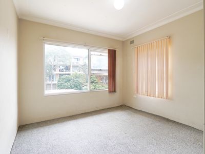 8 / 102 The Grand Parade, Brighton-le-sands