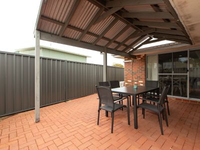 9D Tipping Street, Carey Park