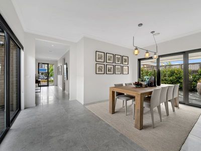 1 Tallrush Street, Clyde North