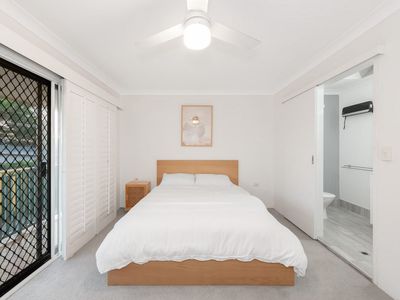 13 / 33-39 Hooker Boulevard, Broadbeach Waters