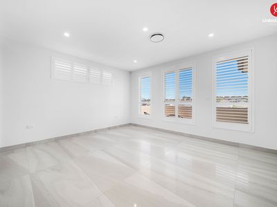 142 Flynn Avenue, Middleton Grange