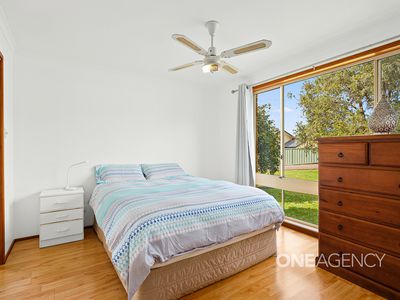 9 State Place, Albion Park