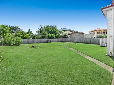 100 Coreen Street, Wynnum