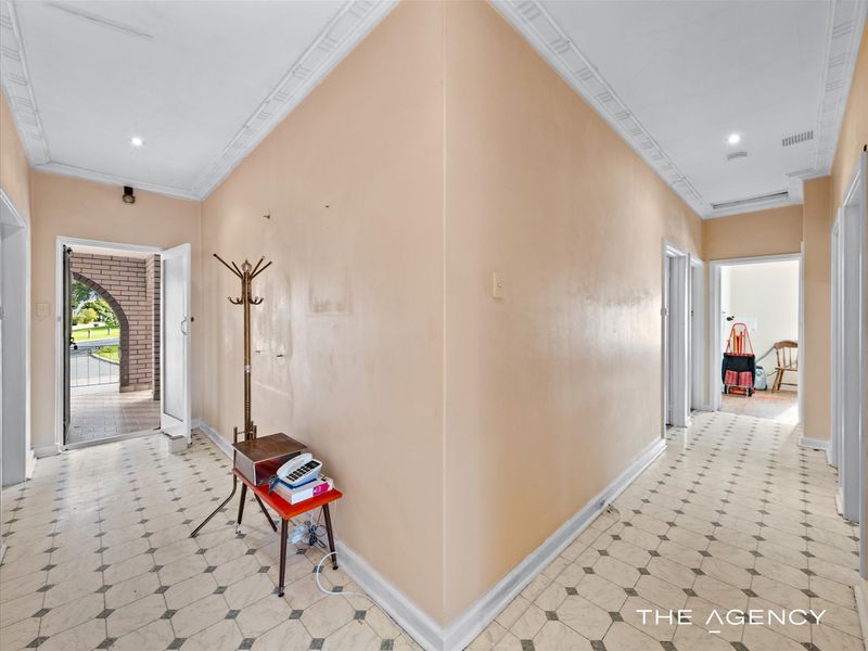16 Young Place, Hamilton Hill