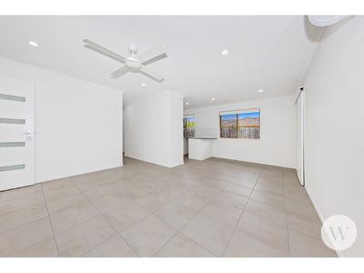 2 / 7 Bellini road, Burpengary