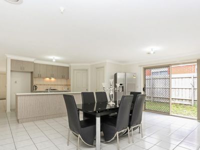 30 Emerald Circuit, Craigieburn