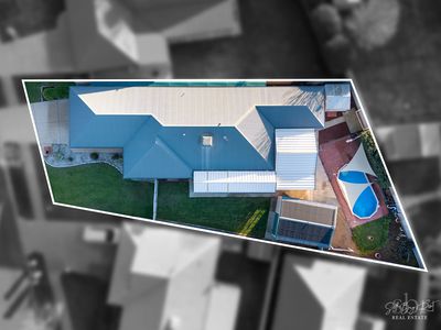4 FIRESTONE WAY, Wodonga