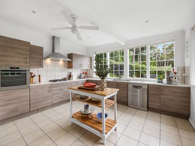 22 George Avenue, Crafers West