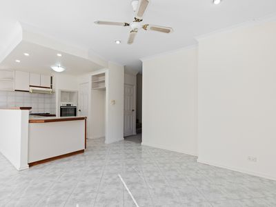 3 / 51 Calais Road, Scarborough
