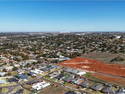 7 Hydrangea Avenue, Parkes