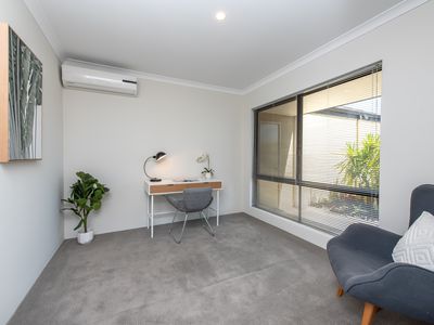 64 Jones Street, Stirling