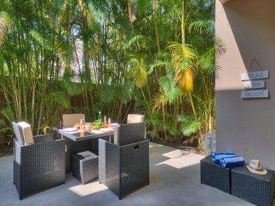 2 / 31 Second Avenue, Broadbeach