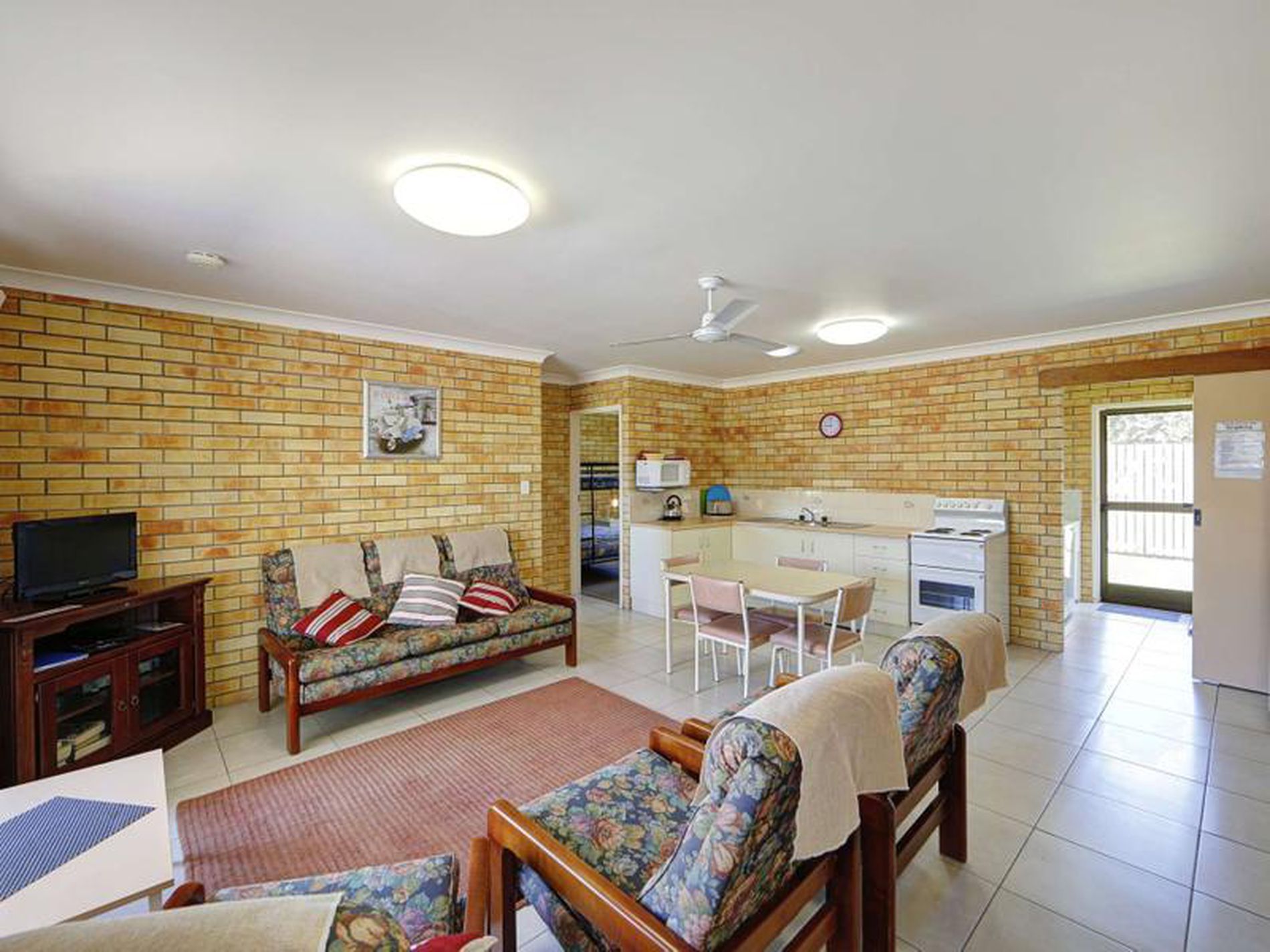 2 / 83 Mackerel Street, Woodgate