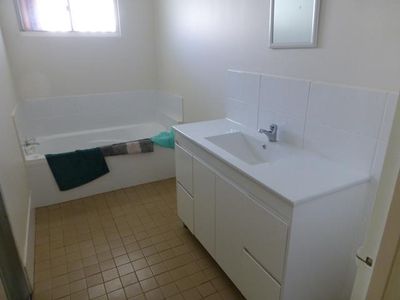 2 Kybra Close, South Hedland